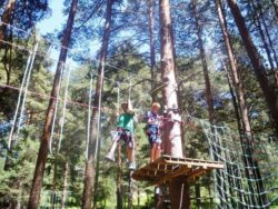 Campamento Multiaventura La Data